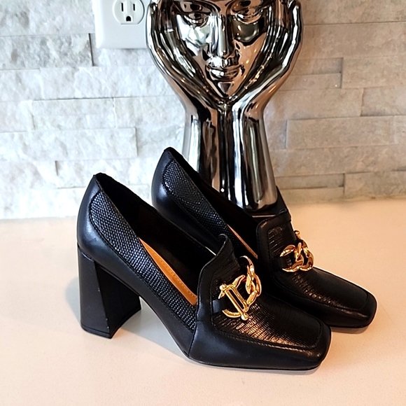 Shoes - Gibson Latimer